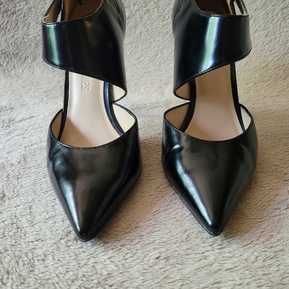 Elizabeth and James Blk Leather Stilettos - Picture 3 of 15